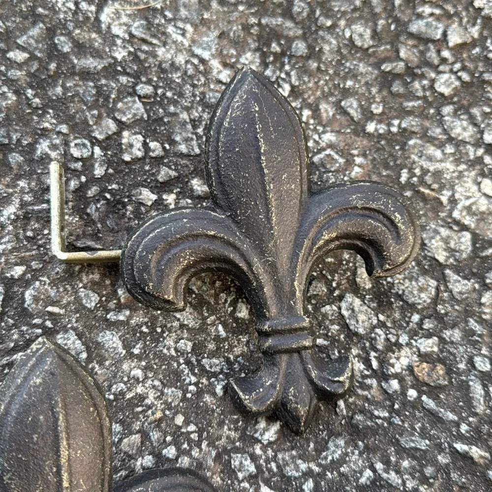 Fleur-de-lis Set of 2 Metal Curtain Tie Backs